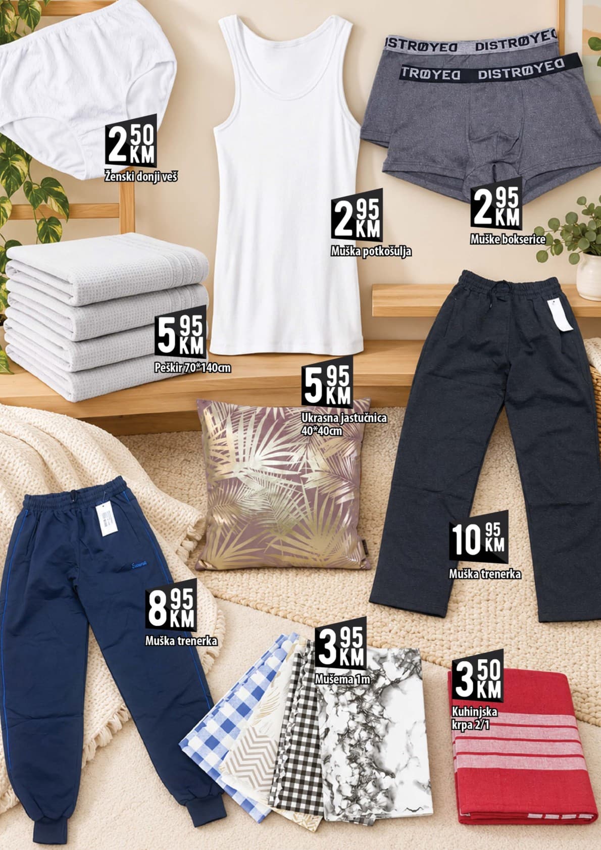 Kort Akcija 09.10.-28.10.2026 - Stranica 20 Kort katalog letak - Kort Katalog Akcija od 09.10. do 28.10.2026 (09.10.-28.10.2026) - Stranica 20 - Katalog povoljnog kućnog tekstila i odjeće: muške trenerke, bokserice, peškiri, jastučnice i krpe.